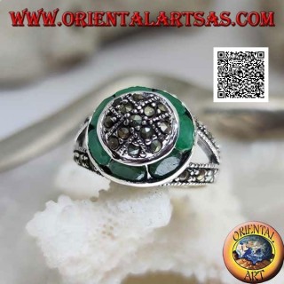 Marcasite-studded dome silver ring and natural oval emerald circular ring