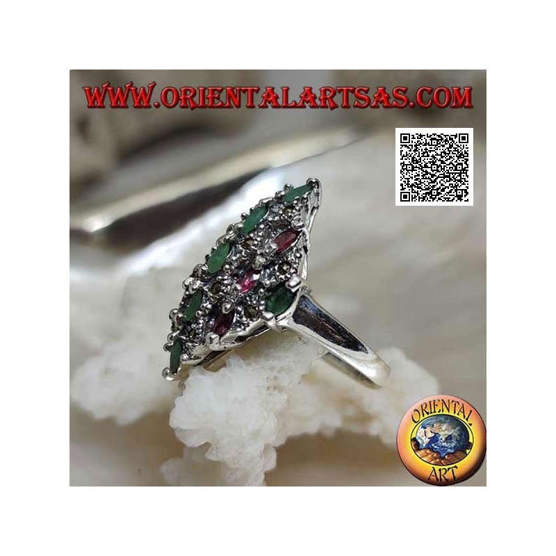 Anello in argento a rombo tempestato di rubini e smeraldi naturali ovali a file e marcasite
