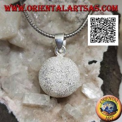 Sandblasted "Call of the Angels" silver pendant (Ø 18mm.)