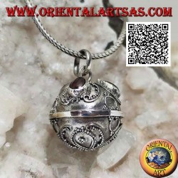 Silver pendant "Call of the Angels" with floral decoration and drop garnets (Ø 20mm.)