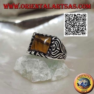 Bague en argent avec oeil de tigre carré et fleur gravée sur les côtés