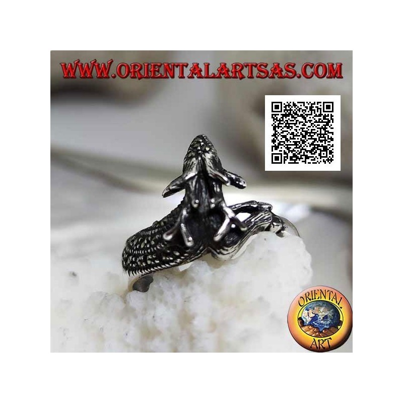 Anillo de plata en forma de ciervo real tachonado de marcasita