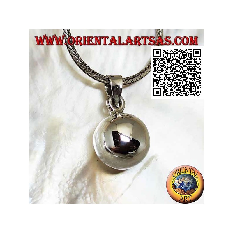 Simple and smooth silver "Call of the Angels" pendant (Ø 14mm.)