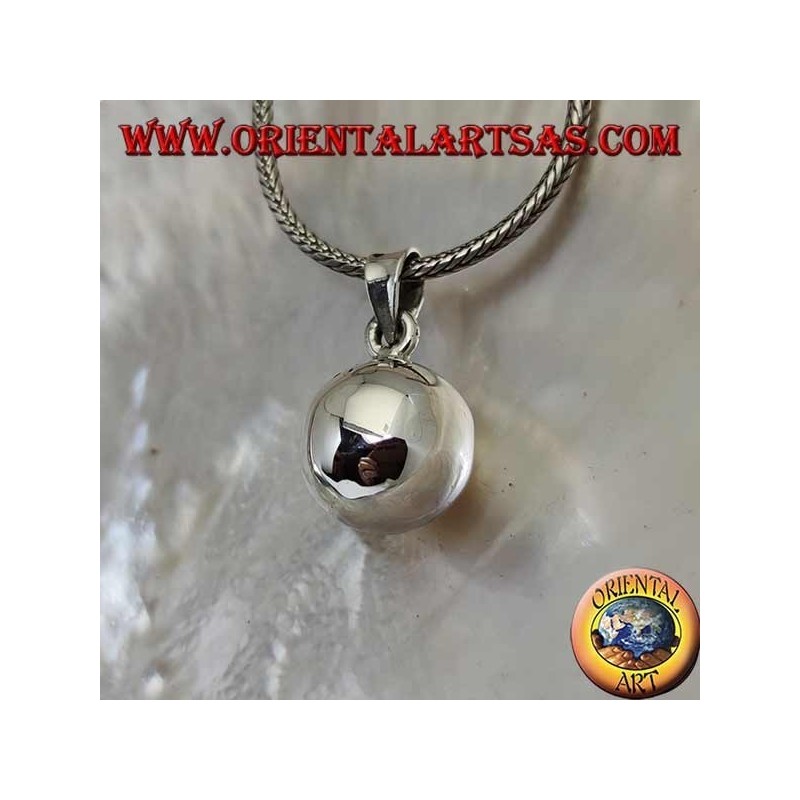 Simple and smooth silver "Call of the Angels" pendant (Ø 14mm.)