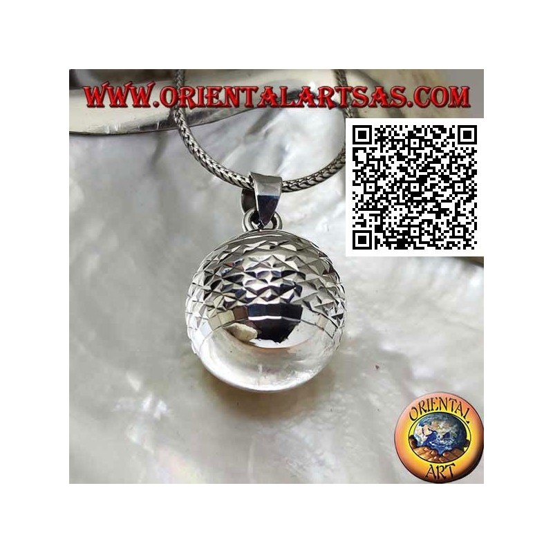 Pendentif en argent "Appel des anges" avec traitement horizontal du diamant (Ø 21 mm.)