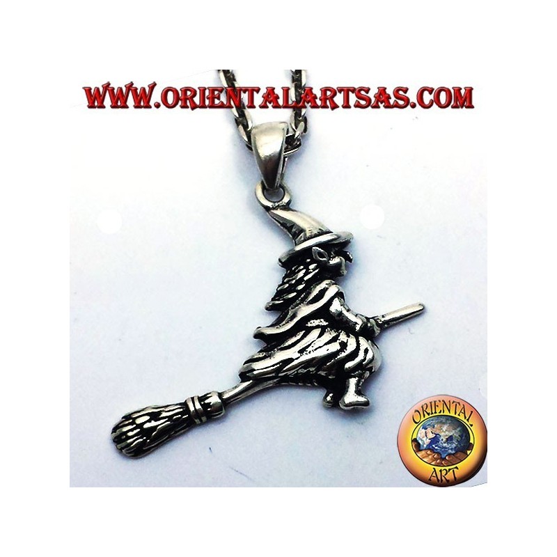 pendentif en argent sorcière