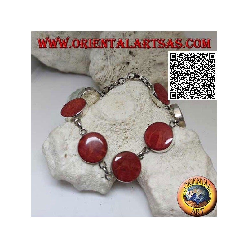 Bracelet en argent avec 7 madrépores ronds rouges (corail) séparés par des anneaux de chaîne