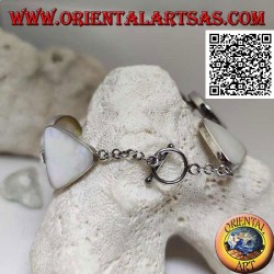 Bracelet en argent avec 4 nacres rondes et 2 triangulaires aux extrémités