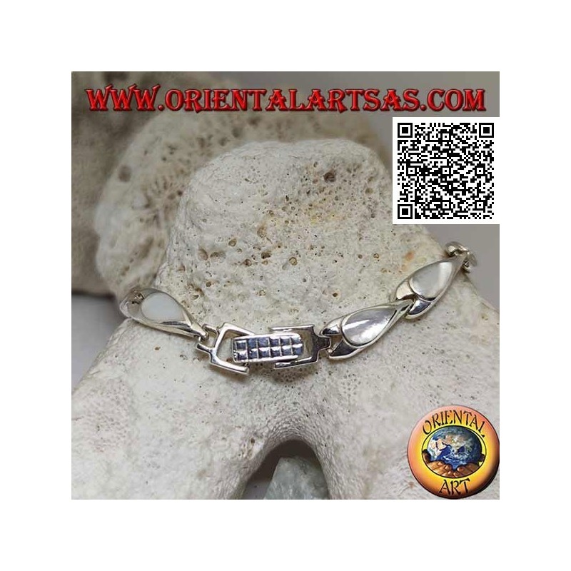 Bracciale in argento con 11 madreperla a goccia su piastrine in argento