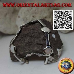 Silver bracelet with 5 flowers with central mother of pearl alternating with concave rectangular plates