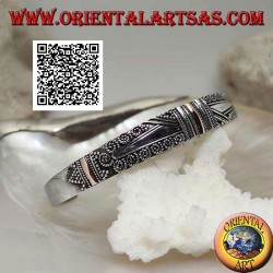 Pulsera de plata con 3 placas de oro de 14 kilates y decoración étnica y 2 trapecios lisos