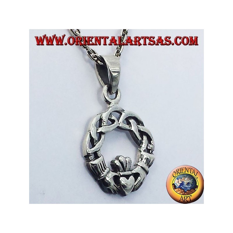 Ciondolo claddagh con nodo celtico in argento