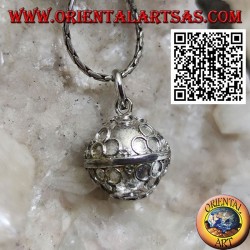 Silver pendant "Call of the Angels" with embossed flower circles (Ø 12mm.)