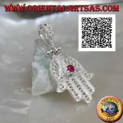 Pendentif Main de Fatima en argent à décor ethnique perforé et parure zircon rubis