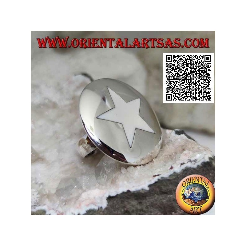 Silver ring with mother of pearl star on large smooth round plate
