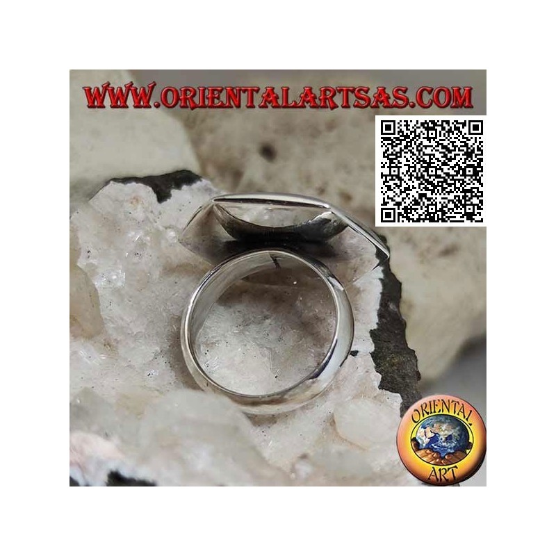 Silver ring with round mother-of-pearl set flush with the edge on a smooth hexagonal plate