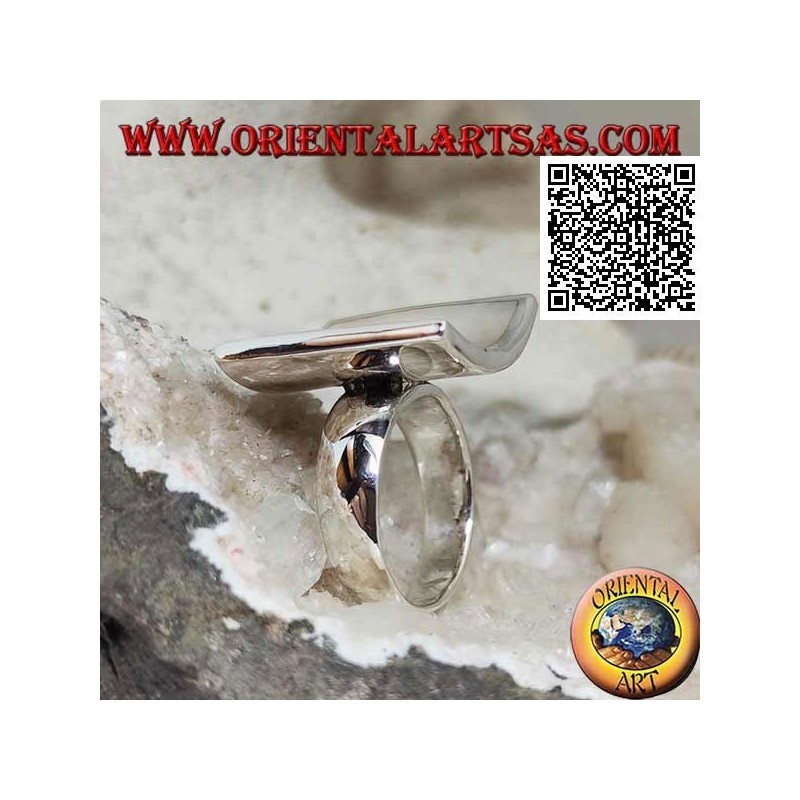 Bague carrée concave en argent avec nacre sertie au ras du bord
