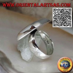 Silver ring with rounded square mother of pearl on thick square smooth plate