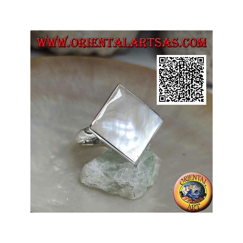 Silver ring with equilateral rhombus mother-of-pearl set with smooth edge