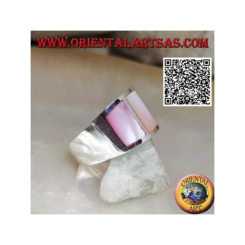 Silver ring with smooth band with three multicolour mother-of-pearl set flush (1)