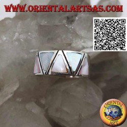 Silver ring smooth band with triangular multicolor mother-of-pearl set flush