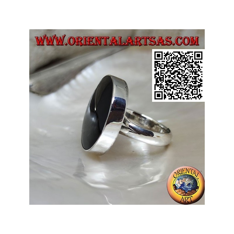 Anello in argento con onice tonda grande incastonata a filo bordo liscio