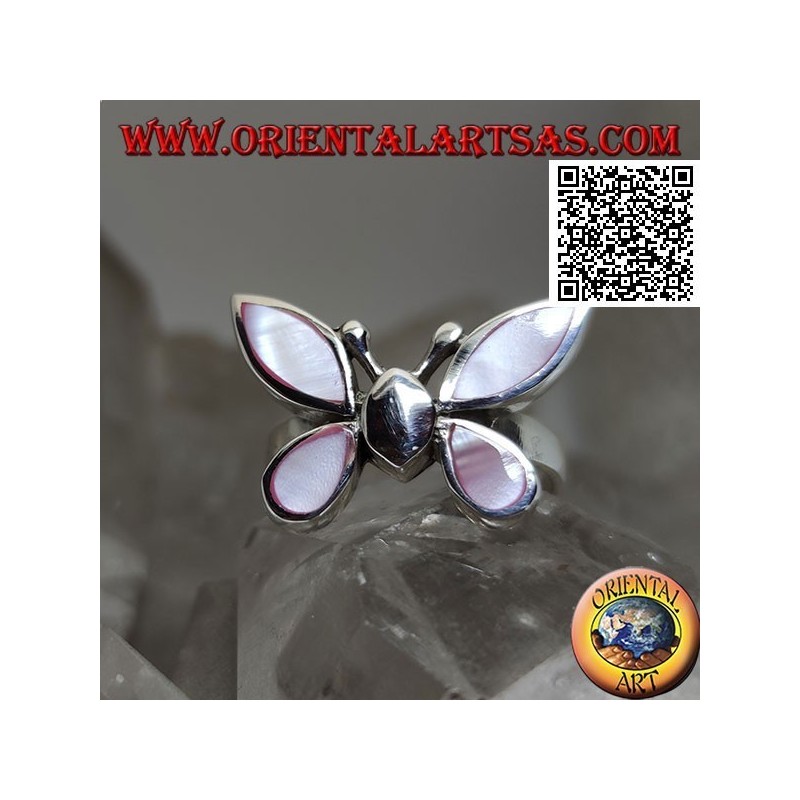 Bague en argent en forme de papillon avec des ailes en nacre rose