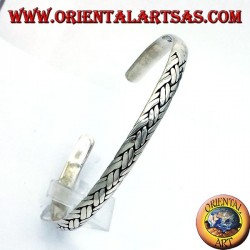 brazalete de plata trenzada hecha a mano