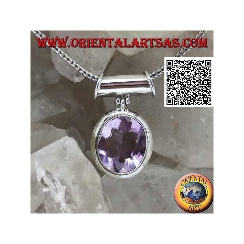 Pendentif en argent avec une superbe améthyste naturelle ovale facettée sur une monture lisse et un crochet tubulaire