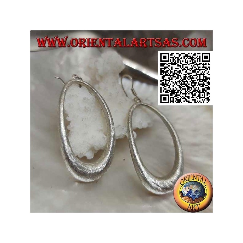 Orecchini in argento satinato a disco ovale crescente pendente