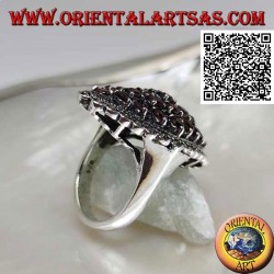 Silver ring in the shape of a rhombus composed of round garnets set and a marcasite frame