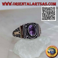 Silberring mit ovalem Amethyst, verziert mit Kugeln und 14 Karat Goldplatten