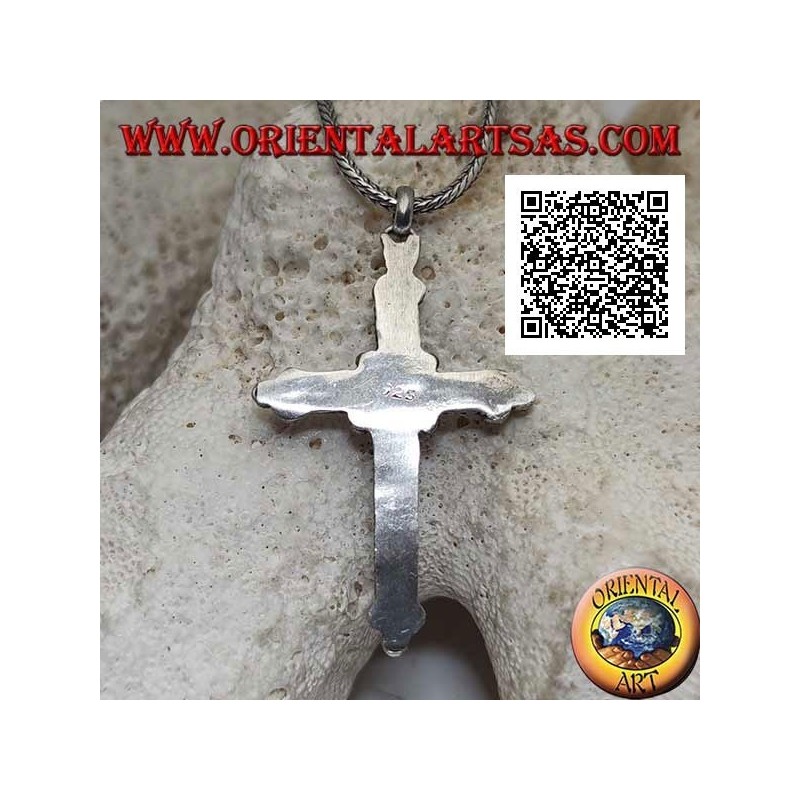 Pendentif en argent en forme de croix orthodoxe avec améthyste ovale centrale et décor de boules