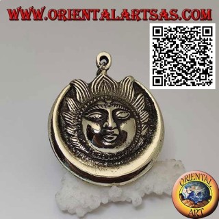 Ciondolo nepalese eclissi di sole e luna con volto in rilievo in ottone