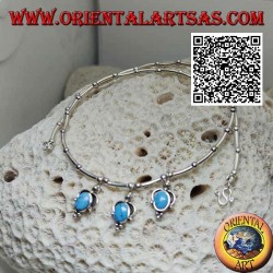 Collier en argent 925 ‰ avec tour de cou, tubes et boules enfilées avec 3 pendentifs ovales turquoise