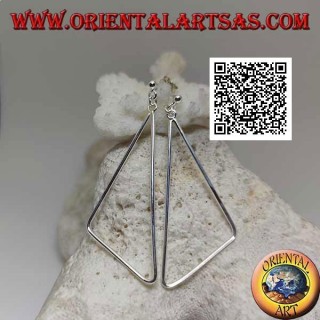 Orecchini in argento da lobo con filo a triangolo ottusangolo pendente