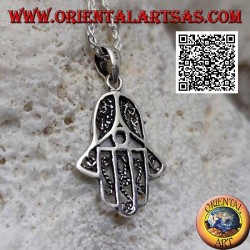 Pendentif main de Fatima en argent avec fines décorations internes perforées