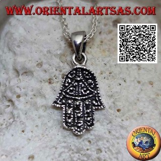 Colgante de plata de la mano de Fátima Hamsa con decoración en bajorrelieve