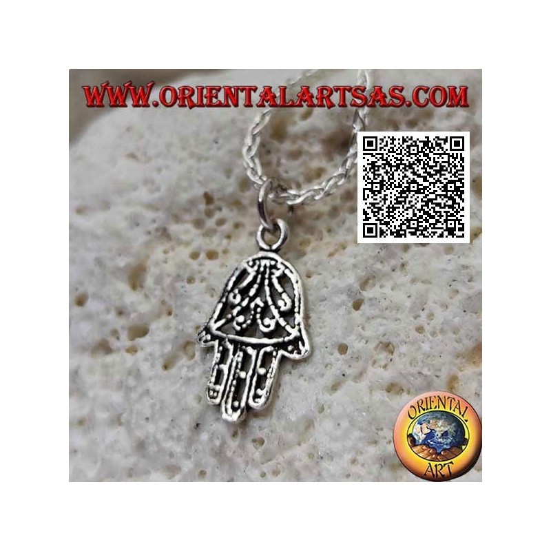 Colgante de plata Mano de Fátima con decoración floral simétrica perforada