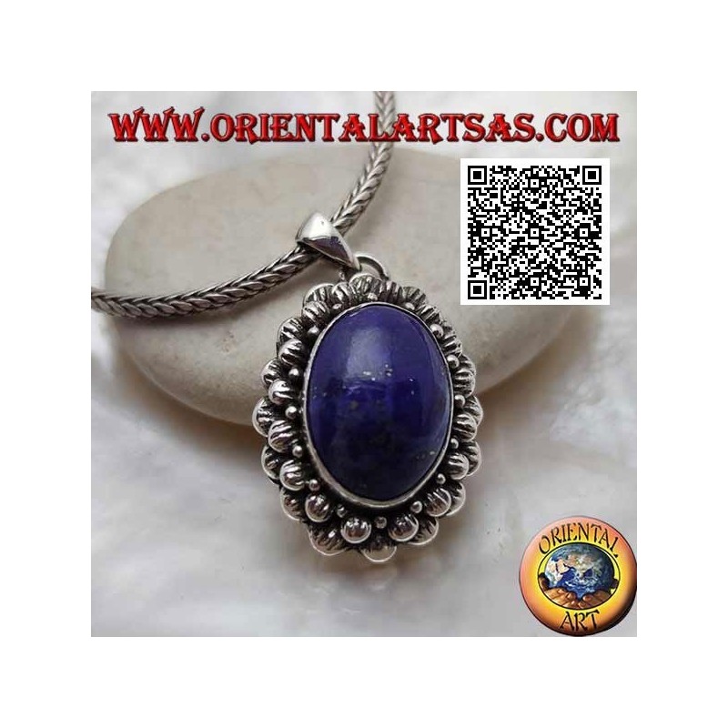 Colgante de plata con lapislázuli cabujón ovalado natural con doble contorno de bolas rayadas