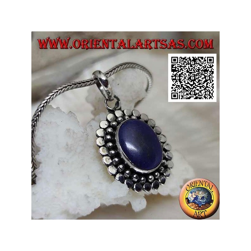 Silberanhänger mit natürlichem ovalem Lapislazuli, umgeben von Kugeln und Scheiben (b)