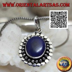 Silberanhänger mit natürlichem ovalem Lapislazuli, umgeben von Kugeln und Scheiben (b)