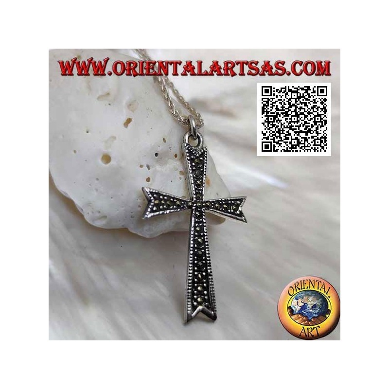 Silver eight-pointed Latin cross pendant studded with marcasite