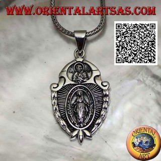 Ciondolo in argento medaglia scudo "apparizione della Madonna" sotto il "Cristo con corona radiata del Sol Invictus"