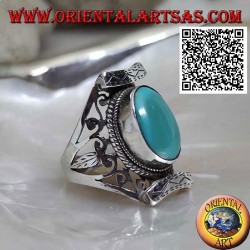 Bague en argent avec turquoise tibétaine ovale antique en serti népalais avec ajouré sur les côtés