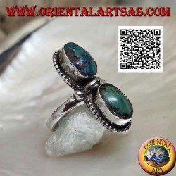 Bague en argent avec spéculaire ovale turquoise tibétain antique entouré de points