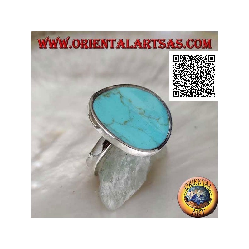 Anillo de plata cóncavo redondo liso con turquesa redonda central