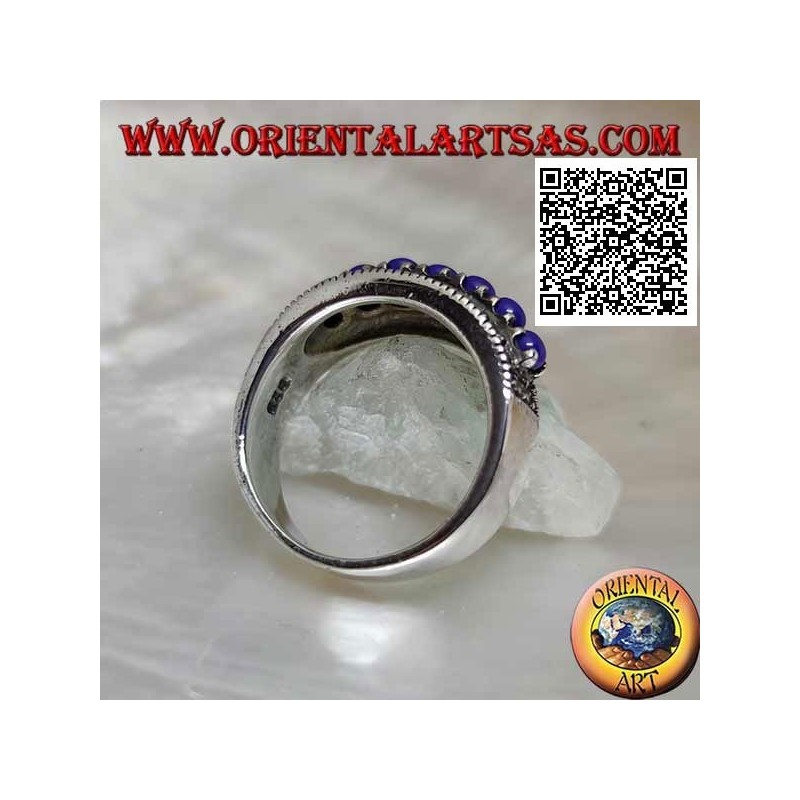 Anello in argento con fila di palline di lapislazzulo incastonate contornate da marcassite