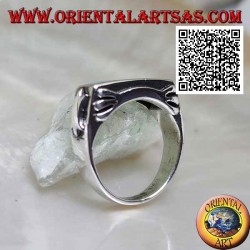 Anillo rectangular de plata turquesa al ras del borde con decoración suave en los cuatro lados