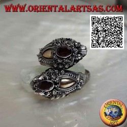 Silberring aus nepalesischem Drachen mit Doppelkopf und ovalem Granat und 14 Karat Goldplatte, handgefertigt